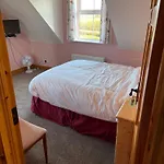 Roskeen House Nocleg ze śniadaniem *