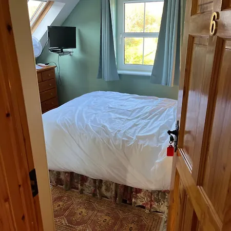 Bed and Breakfast Roskeen House *