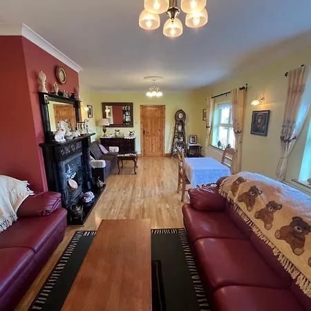 Roskeen House Tierna