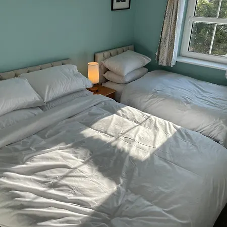 Roskeen House Tierna