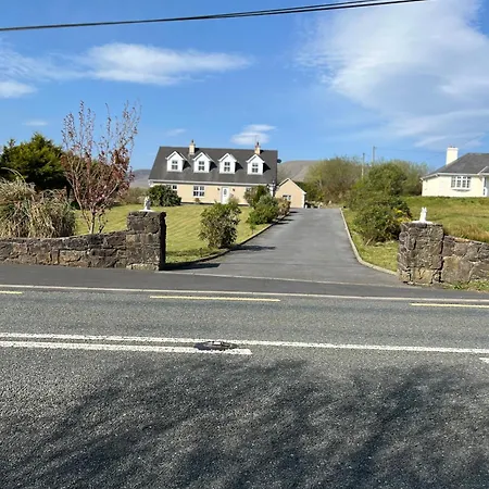 Roskeen House * Tierna